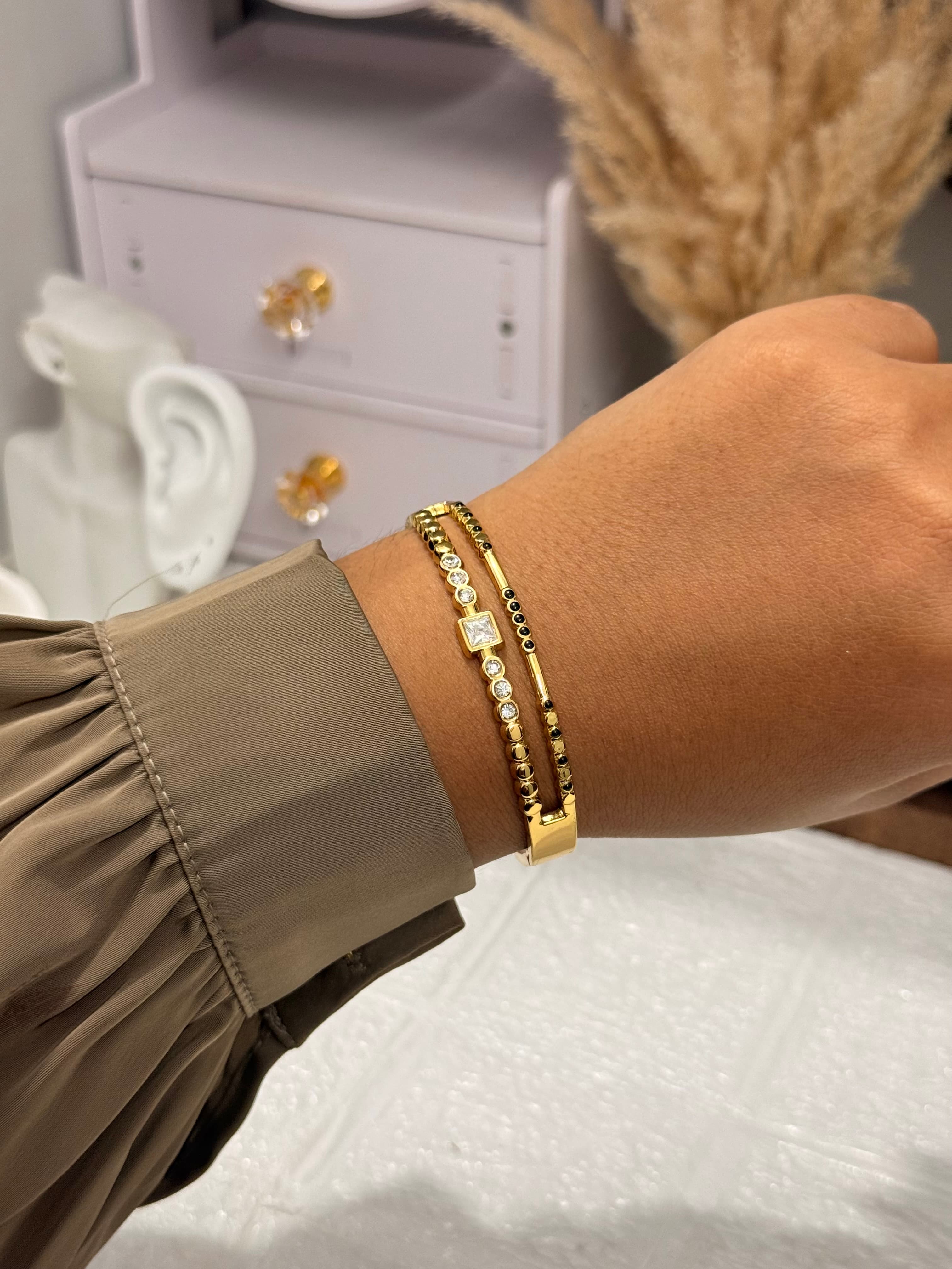 Rectangular stone mangalsutra bracelet