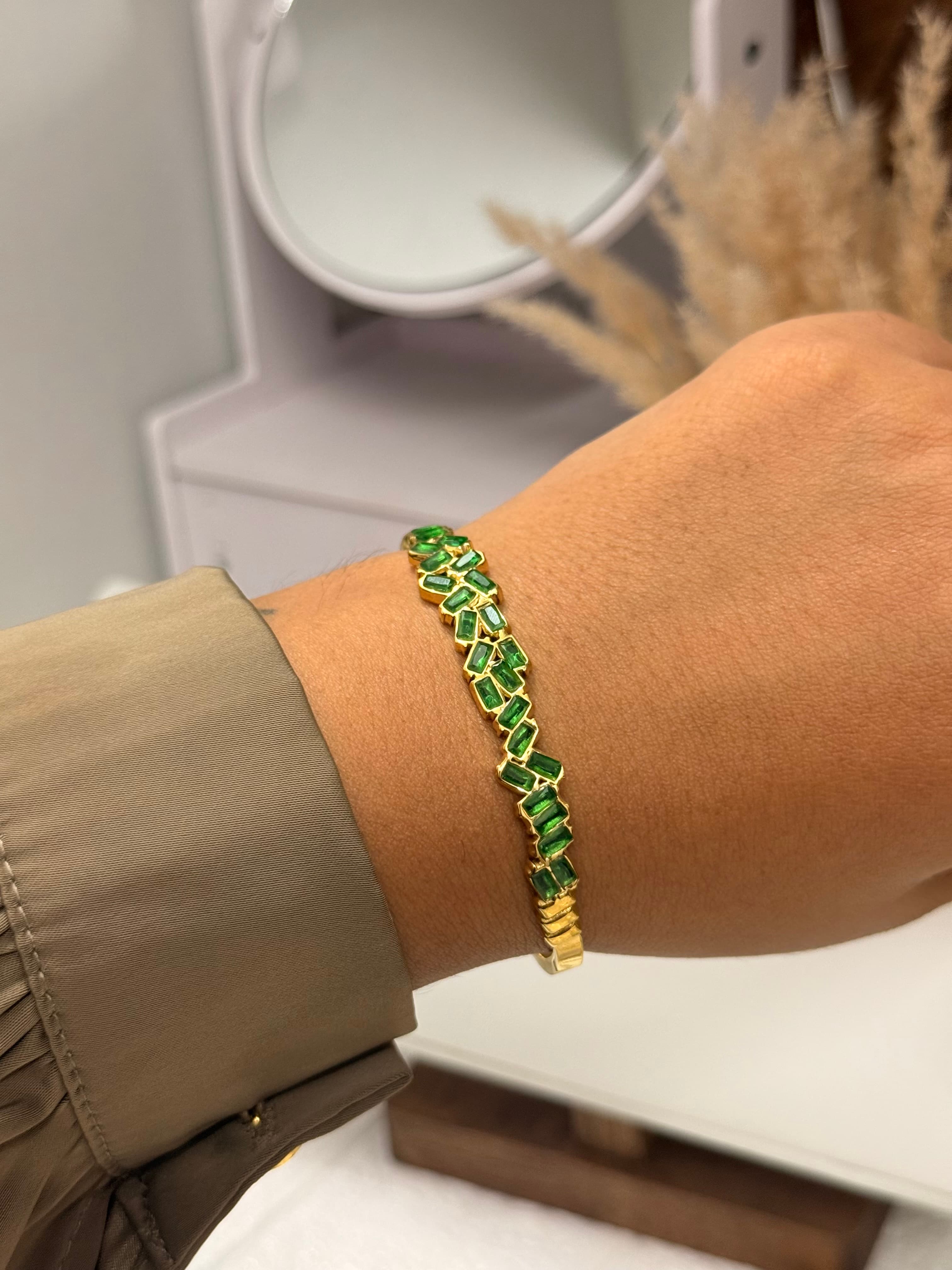 Emerald queen bracelet